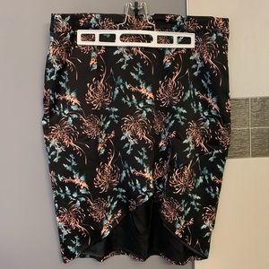 Satiny floral tulip skirt